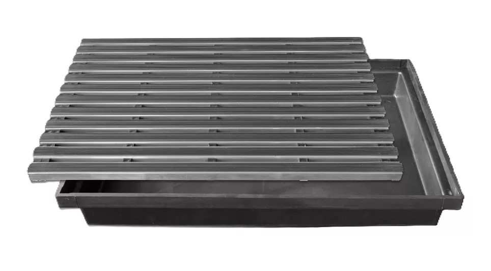 Wycieraczka metalowa w skrzynce z ramką pcv 400 x 600 