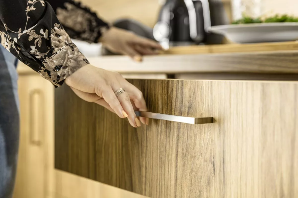 Uchwyt znal. Bagio 128 antyczny mosiądz